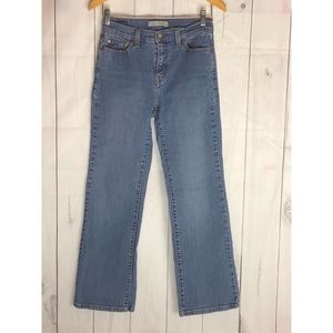 Levi Perfectly Slimming 512 Jeans
